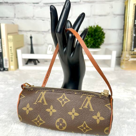 LOUIS VUITTON Monogram Mini Papillon, Vintage Pouch wristlet Excellent RARE! - Picture 2 of 9
